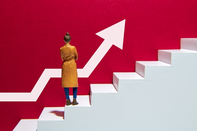 股市价值投资_炒股能赚钱吗_长期投资策略