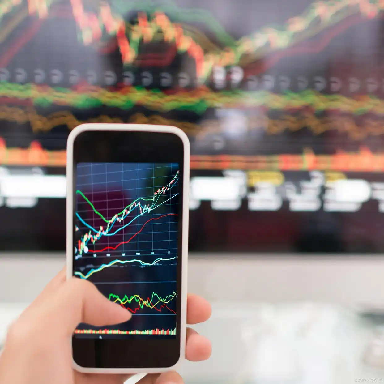 杠杆炒股爆仓_爆仓后本金损失情况_股市爆仓风险