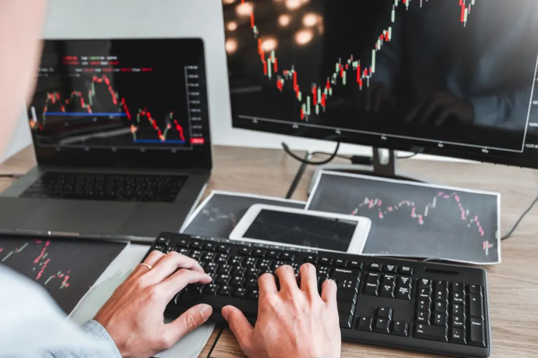 两融投资真能日赚百万？十年老股民亲述杠杆炒股的甜与痛