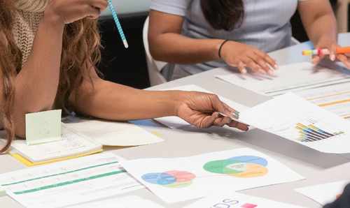 股票如何配资？掌握这些流程和技巧，助你在股市成功