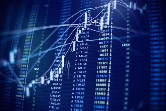 5万闲钱投资策略_5万本金炒股稳定盈利_5000元炒股一年赚多少