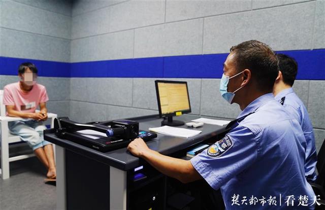 配资融资_虚假融资融券平台投资诈骗_炒股配资诈骗平台