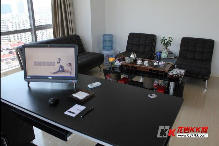 安全配资怎么找？认清配资风险，别踩这些坑